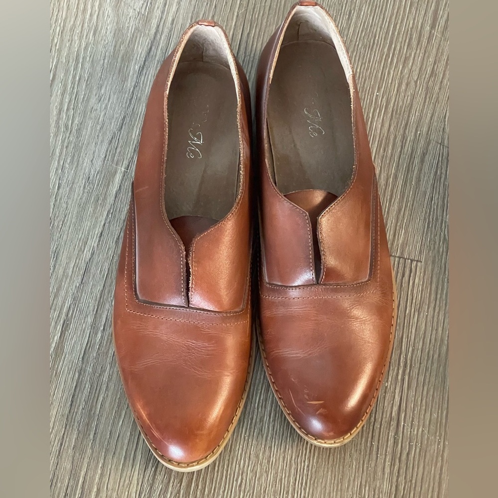 Women’s Brown Leather Slip-On Loafers